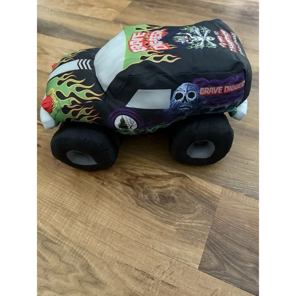 Grave Digger 15